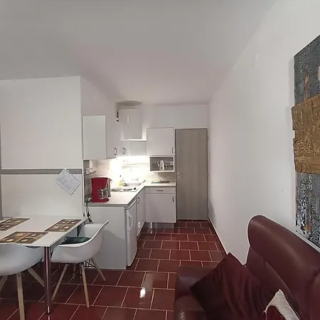 Mali Apartmanhaz Apartment Zamardi